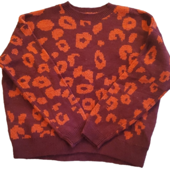 Abound Sweaters - Abound Red and Dark Red Leopard Print Crew Neck Slouchy Sweater Size M NWT